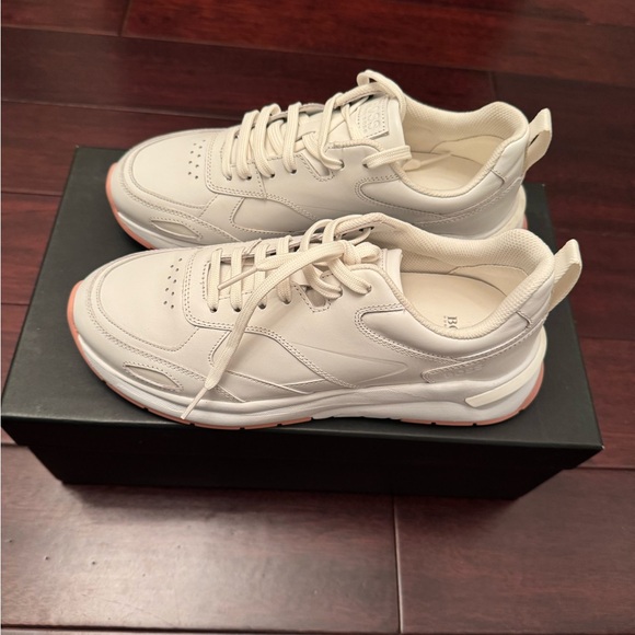 Hugo Boss Cream Sneakers with Pink Sole - Picture 5 of 7